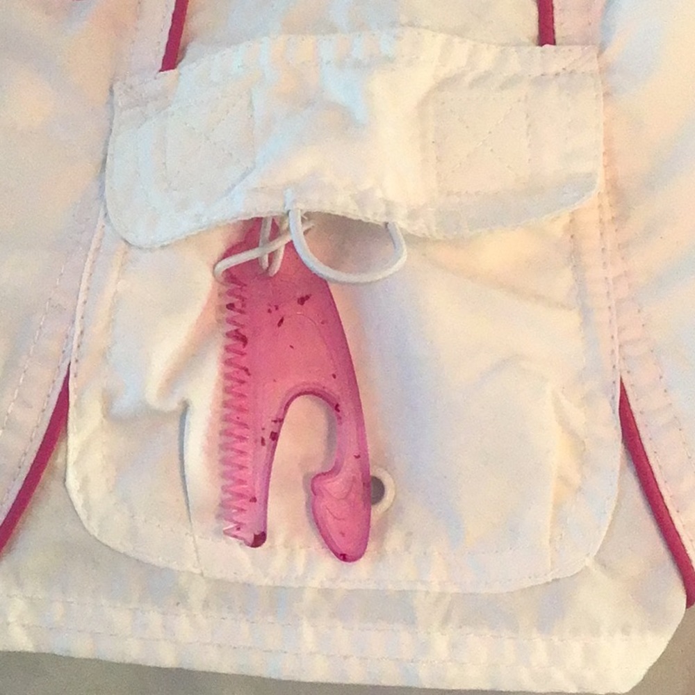 O’Neill women’s size 11 shorts, white with pink - Picture 8 of 12